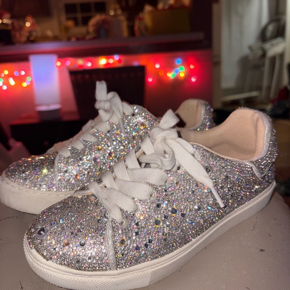 Betsey Johnson Glittering Silver Kids Sneakers with White Laces - Picture 2 of 7